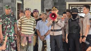 Joseph-Edward-Purba-turun-langsung-mengamankan-situasi-Paruman-Agung.jpg