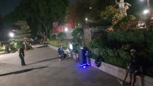 Karaoke-Kegiatan-karaoke-di-Alun-alun-Gianyar-Bali-Minggu-28-September-2025-malam.jpg