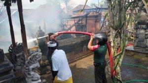 Kebakaran-di-Kabupaten-Gianyar-beberapa-hari-lalu.jpg