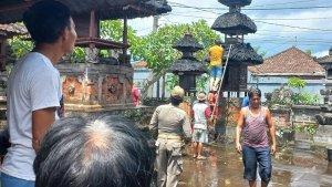 Kebakaran-menghanguskan-dua-bangunan-pelinggih-di-Pura-Paibon-Penataran-Pande.jpg