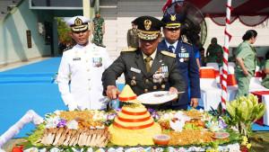Kodam-IXUdayana-gelar-HUT-ke-80-TNI-di-Lapangan-I-Gusti-Ngurah-Rai.jpg