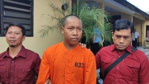 Komang-Dika-pencurian.jpg