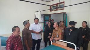 Komisi-IV-DPRD-Karangasem-melakukan-pengecekan-fasilitas.jpg
