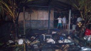 Kondisi-garasi-mobil-milik-I-Wayan-Sudarsana-yang-terbakar-pada-Kamis-13-Juli-2023.jpg