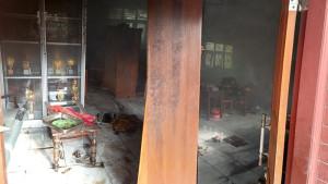 Kondisi-pasca-kejadian-kebakaran-di-ruang-guru-sekolah-MI-Fajar-Nusantara-78.jpg