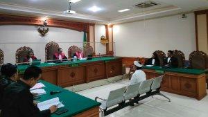 Mantan-Bendesa-Adat-Berawa-Ketut-Riana-saat-menjalani-sidang-55.jpg
