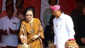 Megawati-Buka-Pesta-Kesenian-Bali-2023-PKB-Diikuti-309.jpg