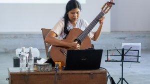 Mi-Reng-Festival-Gamelan-dan-Gitar-Bertemu-dalam-Rasa-Bali-Aroma-Amerika.jpg