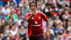PSG-ternyata-sempat-mengejar-Leny-Yoro-X-unitedstandmufc.jpg
