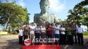 Para-Delegasi-ASCC-Council-Meeting-Kunjungi-GWK-Cultural-Park-Diajak-Susun-Gebogan.jpg