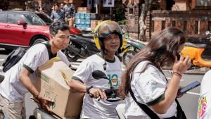 Para-relawan-turun-langsung-ke-lapangan.jpg