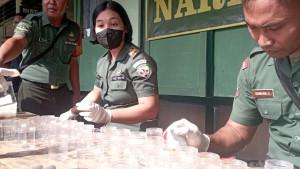 Pelaksanaan-tes-urine-bagi-anggota-Kodim-1617Jembrana.jpg