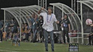 Pelatih-Bali-United-Stefano-Cugurra-Teco14.jpg