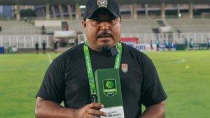 Pelatih-Malut-United-Imran-Nahumarury-sekaligus-sosok-yang-pernah-berkiprah-di-klub-PSIS.jpg
