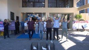 Pelepasan-burung-Merpati-yang-dalam-prosesi-grand-opening-Cellini-Furniture.jpg