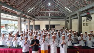 Pembukaan-diklat-kepemangkuan-serati-banten-dan-calon-pandita-oleh-PHDI-Bali-bekerjasama.jpg