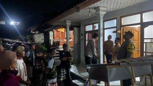 Pemeriksaan-identitas-penduduk-pendatang-di-DesaKecamatan-Baturiti-Tabanan.jpg