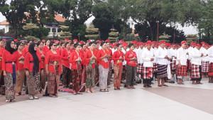 Pemkab-Gianyar-Bali-melantik-1994-PPPK-Tahap-2-di-Alun-alun-Gianyar.jpg