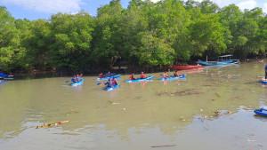 Pencarian-korban-banjir.jpg