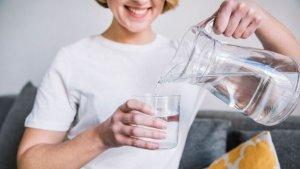 Pentingnya-meminum-air-untuk-kesehatan-tubuh.jpg