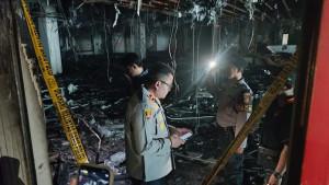 Penyelidikan-kebakaran-terjadi-di-lantai-II-bangunan-kosong-789.jpg