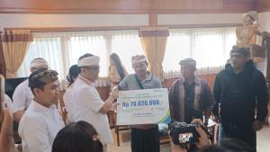 Penyerahan-santunan-kematian-BPJS-Ketenagakerjaan-di-Kantor-Wali-Kota-Denpasar.jpg