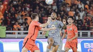 Persebaya-Apes-di-Liga-1-Aji-Jadi-Sorotan-Ze-Valente-Tak-Diturunkan-dan-Sebab-Alwi-Tak-Ada-di-Lis.jpg