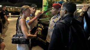 Personel-Polsek-Kuta-Utara-saat-melakukan-pemeriksaan-dan-klarifikasi.jpg