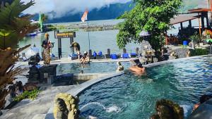 Pesona-keindahan-Danau-Batur-Kecamatan-Kintamani-Bangli.jpg