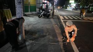 Polisi-saat-melakukan-olah-TKP-pasca-kecelakaan-sgv.jpg
