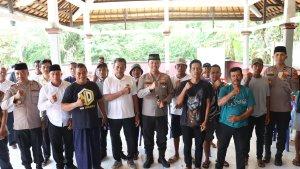 Polres-Jembrana-menggelar-kegiatan-Jumat-Curhat-bersama-masyarakat-nelayan.jpg