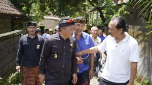 Prapanca-Lagosa-langsung-meninjau-lokasi-banjir-di-Banjar-Dinas-Tengading.jpg
