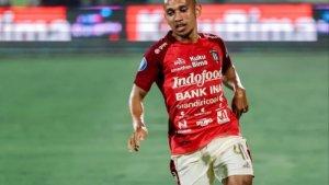 Profil-Irfan-Jaya-Striker-Bali-United-Siap-Tantang-Mantan-Klubnya-Persebaya-Surabaya-Hari-Ini.jpg