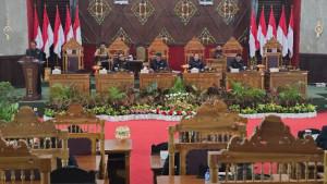 Rapat-paripurna-dengan-agenda-pidato-pengantar-nota-keuangan-Ranperda.jpg