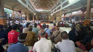 Ratusan-krama-suka-duka-DesaBanjar-Kubu-Bangli-Bali.jpg