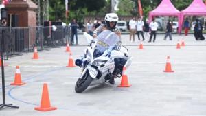 SAFETY-RIDING-Salah-satu-momen-dalam-kegiatan-Jembrana-Safety-Riding-di-Kota-Negara.jpg