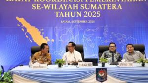 SAMBUTAN-Mendagri-Tito-Karnavian-memberikan-sambutan-hjyhj.jpg