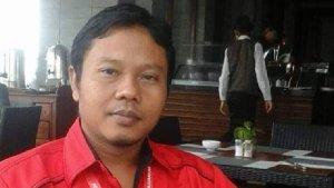 Saat-ini-Komang-Arcana-resmi-maju-sebagai-salah-satu.jpg