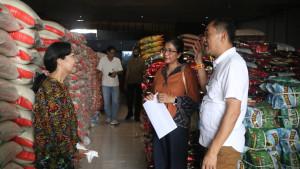 Satgas-Pangan-menggelar-Sidak-operasi-pengendalian-harga-beras-di-wilayah-Denpasar.jpg