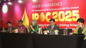 Sesi-konferensi-pers-usai-pembukaan-IPOC-2025-Penguatan-Energi.jpg