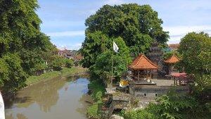Situasi-salah-satu-sungai-di-Denpasar-yakni-Tukad-Badung.jpg