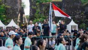 Suasana-kemeriahan-saat-melepas-peserta-Road-to-Give-Bali-2025-kategori-lari-cepat-5K.jpg