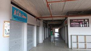 Suasana-kios-dan-los-yang-kosong-di-Pasar-Badung-lantai-3-dan-4.jpg