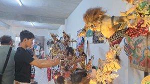 Suasana-pameran-dan-lomba-miniatur-ogoh-ogoh-di-alun-alun-Bangli.jpg