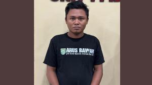 Terdakwa-kasus-penipuan-dan-penggelapan-Indra-Gunawan-569.jpg