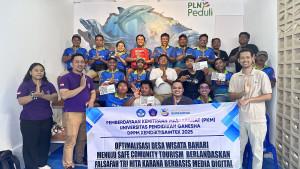 Tim-Pengabdian-Masyarakat-dari-Universitas-Pendidikan-Ganesha.jpg