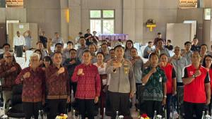 Wakil-Bupati-Buleleng-Gede-Supriatna-saat-menghadiri-pelantikan-pengurus.jpg