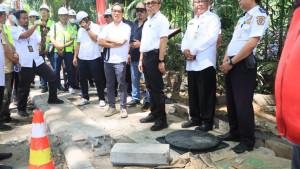 Wali-Kota-Denpasar-I-Gusti-Ngurah-Jaya-Negara-dan-jajaran-melakukan-sidak-proyek-drainase.jpg