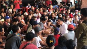 Wapres-Gibran-Rakabuming-saat-mengunjungi-Posko-Bencana-Banjir-25.jpg