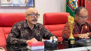 Wayan-Diar-dalam-webinar-inovasi-daerah-Selasa-23-September-2025.jpg